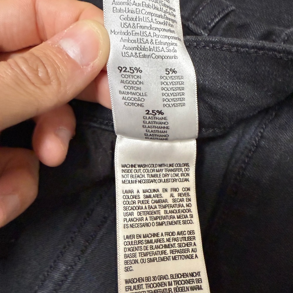 MOTHER The Insider Mid-Rise Crop Step Fray Jeans - Picture 3 of 9